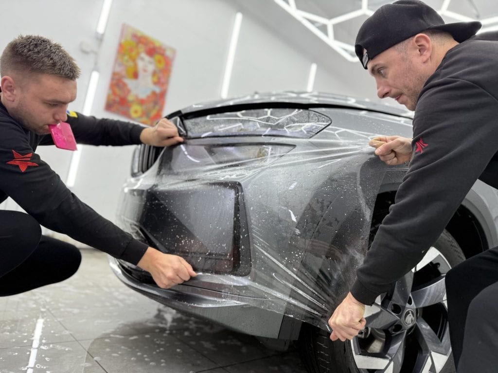 Защитная пленка на авто